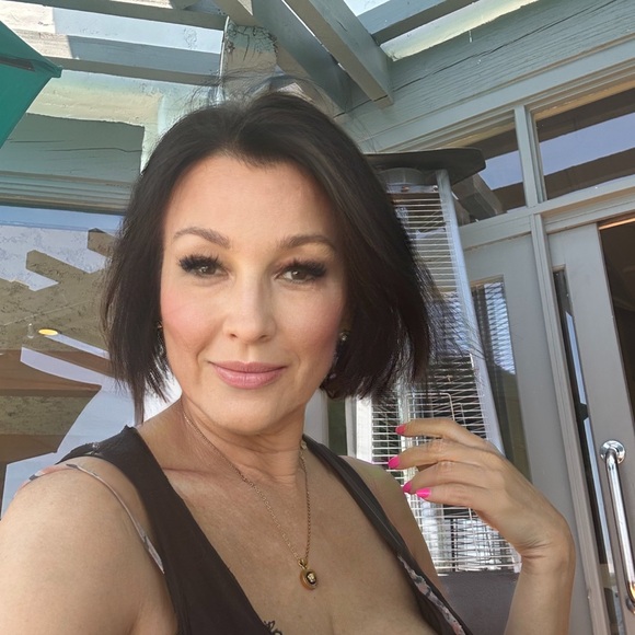 Shows!!!!! “Liked To Be Notified of My Live Show”. Give away. - Picture 8 of 16